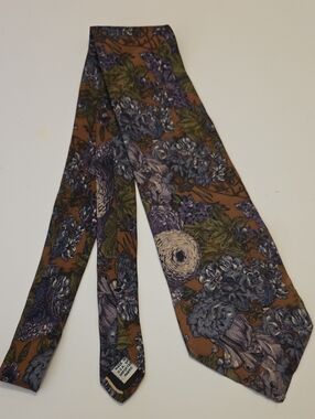 Men's Floral Silk Tie in Brown and Purple